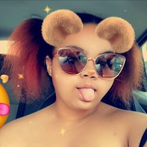 Meet your Posher, Ella